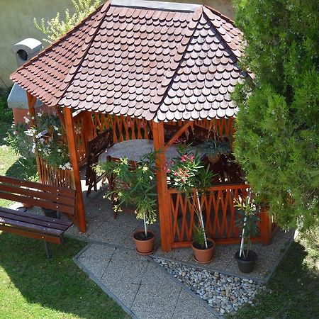Apartman Aniko Vendeghaz Harkan Zimmer foto